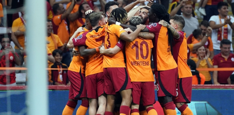Galatasaray, liderlik koltuuna oturdu