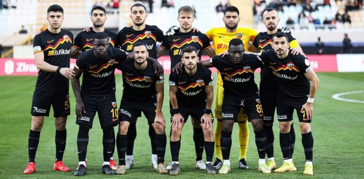  Tur atlayan Kayserispor, ZTK'da son 8 takım arasında