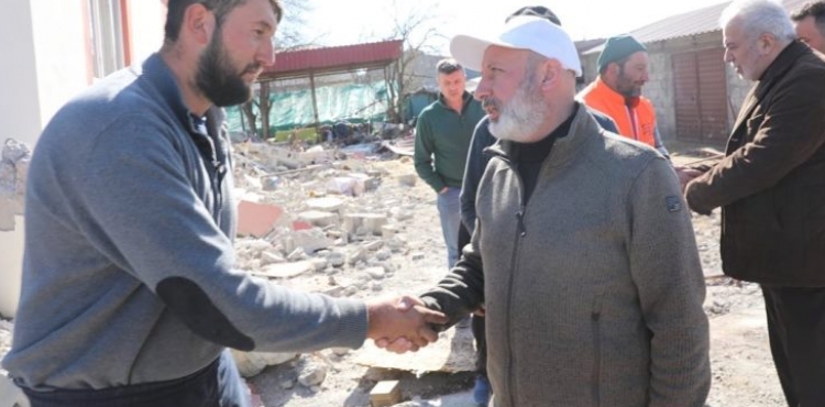 BAKAN OLAKBAYRAKDAR, BU SEFERDE MECLS YELERYLE DEPREM BLGESNDE