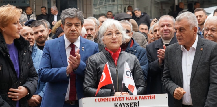 Sema Karaoğlu, CHP Milletvekilliği aday adaylığını açıkladı