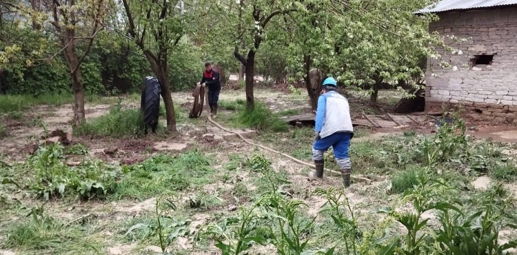 Youn yatan dolay madur olan vatandalara KASK ekipleri yetiti 