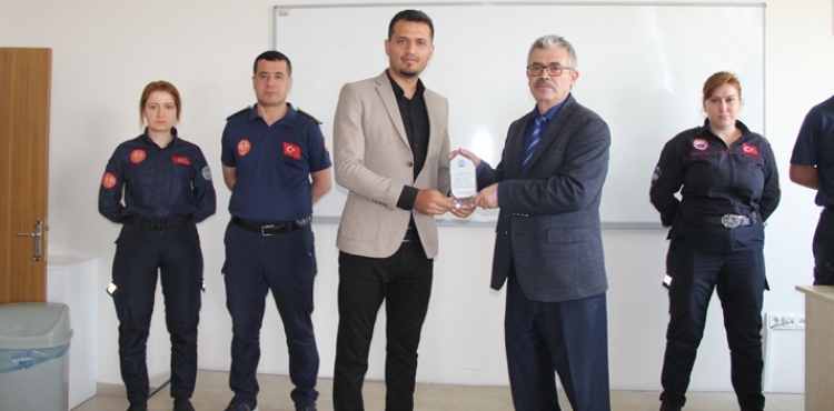 BYKEHR TFAYESݒNDEN NVERSTE RENCLERNE ETM VE MESLEK TANITIMI