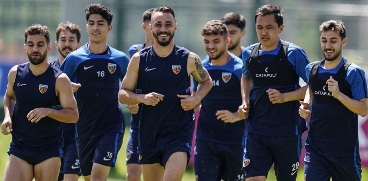 Kayserisporda Fenerbahe mesaisi devam ediyor