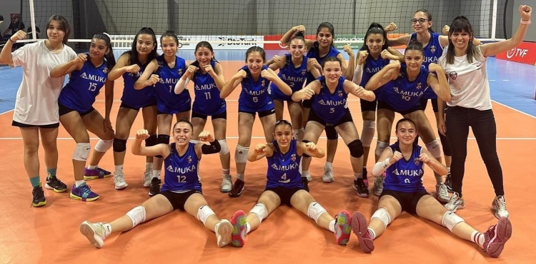 Kayseri Voleybol Kulb midi kzlarda Trkiye 5incisi oldu