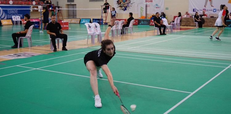 Badminton Sper Ligi ve 1inci Ligi Kayseri etab yaplyor