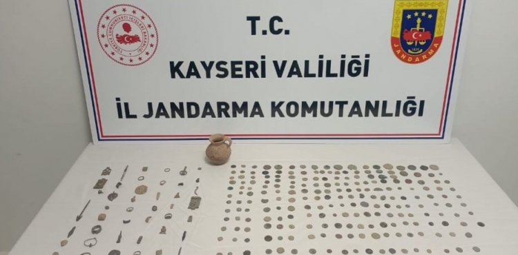 Jandarma operasyonuyla 255 tarihi eser ele geirildi 