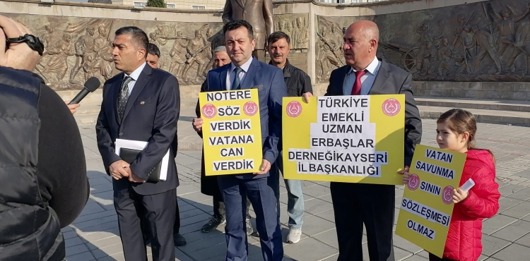 12 Kasm Uzman avular Gnn Kayseri Meydannda dzenlenen trenle kutlad.