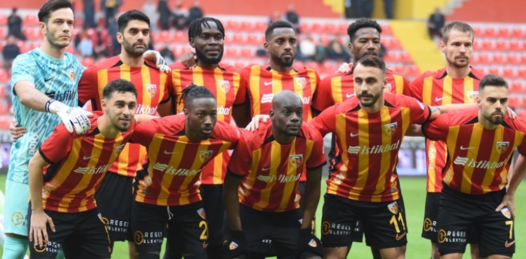 Kayserispor 9.5 ay sonra ilk i saha galibiyetini ald