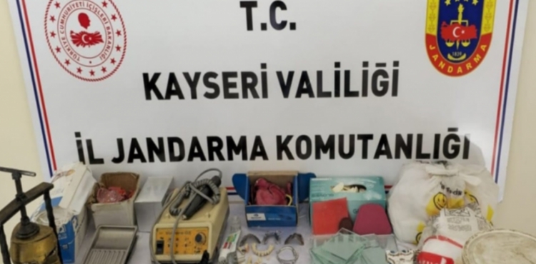 Kayseri'de sahte di hekimi gzaltna alnd