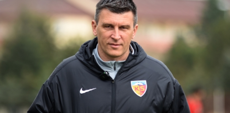 Sergej Jakirovic: Futbolcularımızın mücadelesi bizi buraya getirdi