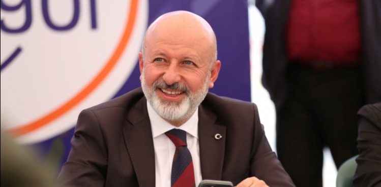 BAŞKAN ÇOLAKBAYRAKDAR, “GECE GÜNDÜZ DEMEDEN KOCASİNAN’IN HER MAHALLESİNDEYİZ!”