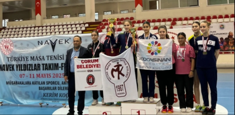 KOCASİNAN SPORCULARI HEM YILDIZLARDA HEM DE ÇİFTLERDE TÜRKİYE ŞAMPİYONU