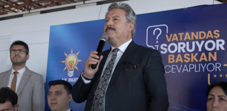 BAŞKAN PALANCIOĞLU MAKAMI YILDIRIM BEYAZIT MAHALLESİ’NE TAŞIDI