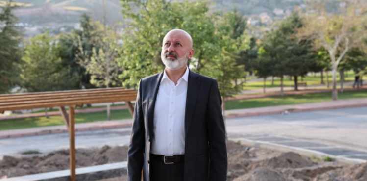 BAKAN OLAKBAYRAKDAR: EHRMZN EN ESZ MERKEZ, 7DEN 70E HERKESN VAZGELMEZ OLACAK!
