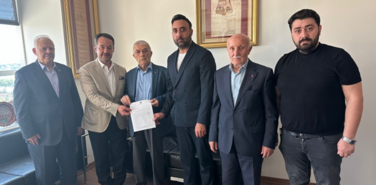 Birlik Vakfı Kayseri Şubesinde Bayrak Değişimi