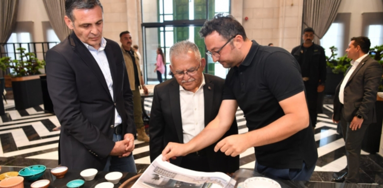 BÜYÜKKILIÇ, MUTFAK SANATLARI MERKEZİ’Nİ ZİYARET ETTİ, VATANDAŞLA BİR ARAYA GELDİ