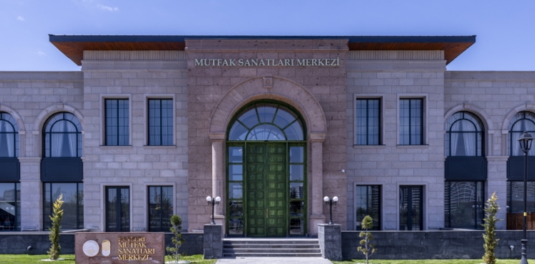 BAŞKAN BÜYÜKKILIÇ: “MUTFAK SANATLARI MERKEZİ KAPILARINI AÇTI”