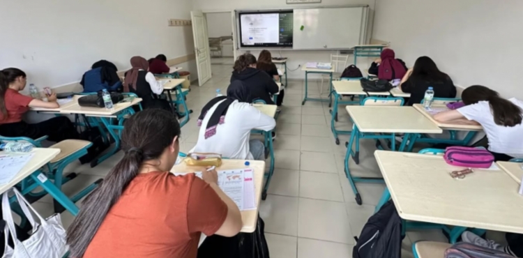GENÇ KAYMEK’TE DENEME SINAVLARIYLA GELECEĞE HAZIRLIK