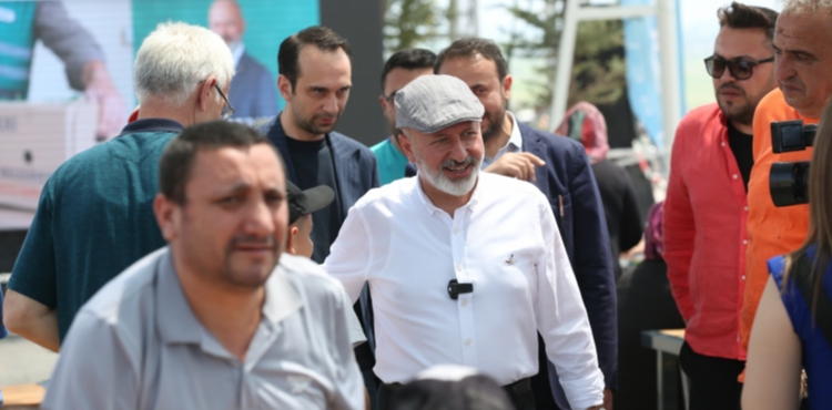 ARIKAN ENFLASYONDA AYLARDIR