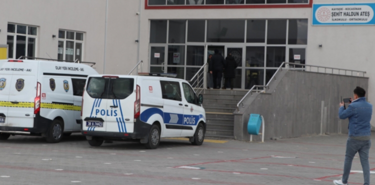 Gönül ilişkisi yaşadığı öğretmeni okulda silahla yaralayan kadına 8 yıl 4 ay hapis