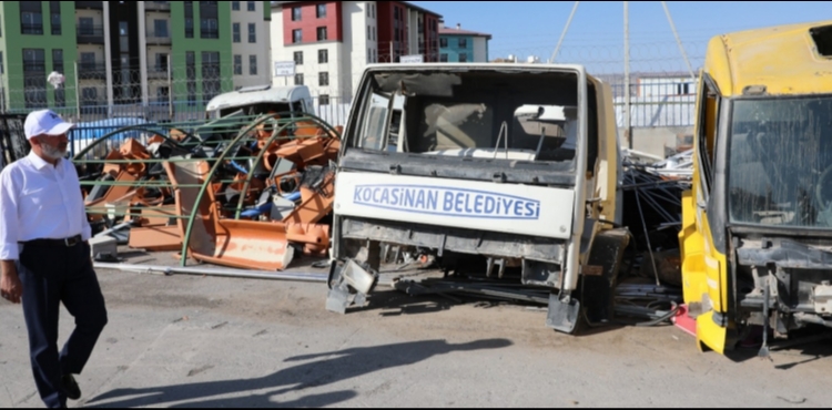 “ATÖLYELERİMİZ SANAYİ SİTESİ GİBİ ÇALIŞIYOR, EKONOMİYE BÜYÜK KATKI SAĞLIYORUZ”