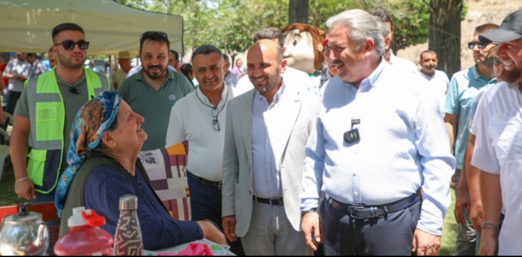 BAŞKAN PALANCIOĞLU “647. MİMARSİNAN EVLİYALAR PİLAV ŞENLİĞİ