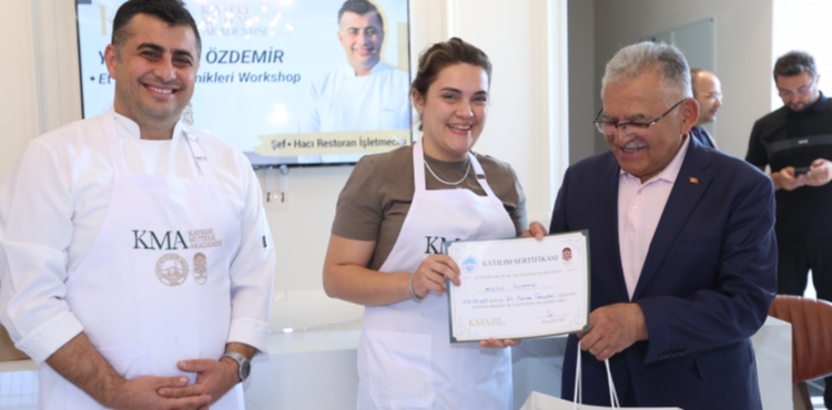BAŞKAN BÜYÜKKILIÇ, MUTFAK SANATLARI MERKEZİ’NDE WORKSHOP ETKİNLİKLERİNE KATILDI