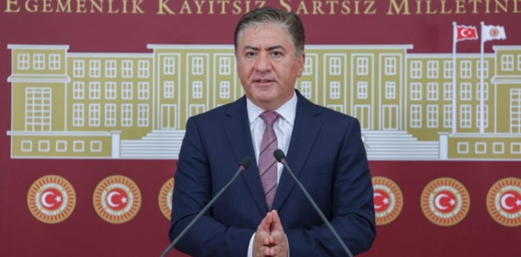 CHP'li Emir: Ekrem İmamoğlu ve CHP'liler yargı taciziyle susturulmak isteniyor