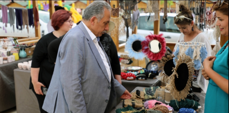 TALAS'TA BU PAZAR AYIN KNC MAHARETL ELLER