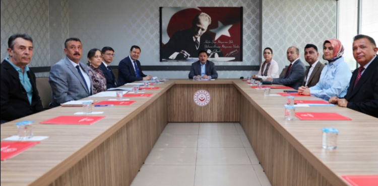 Vali Çiçek, Aile ve Sosyal Hizmetler İl Müdürlüğünde