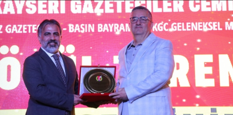 BAKAN BYKKILIǒA KAYSER BASININDAN TEEKKR PLAKET