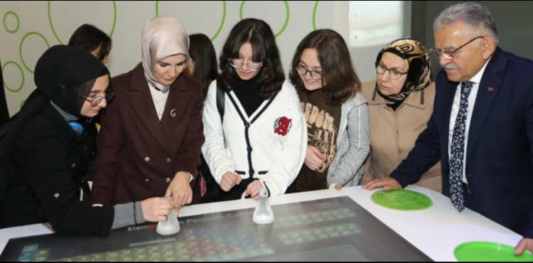 KAYSER BYKEHR'N BLM VZYONU AKADEMK SAHADA