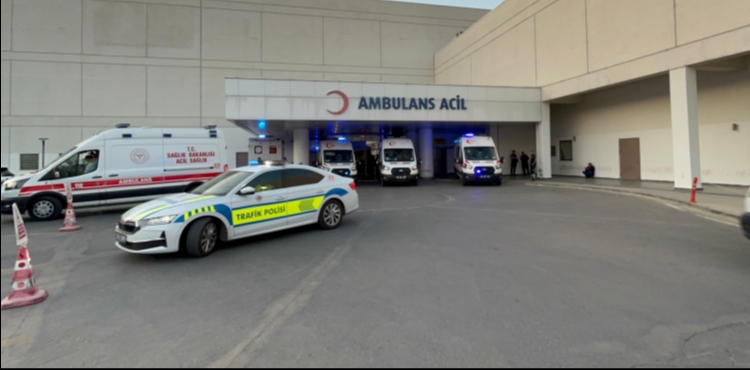 Kayseri'de kamyonla arpan otomobildeki 2 polis yaraland
