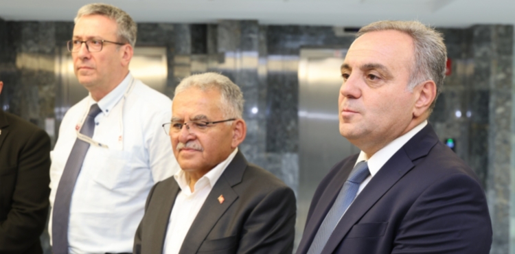 ERÜ Tıp Fakültesi Hastanesi'nde Yenilenen Üroloji ve Göğüs Cerrahisi Yataklı Servislerinin Açılışı Gerçekleştirildi