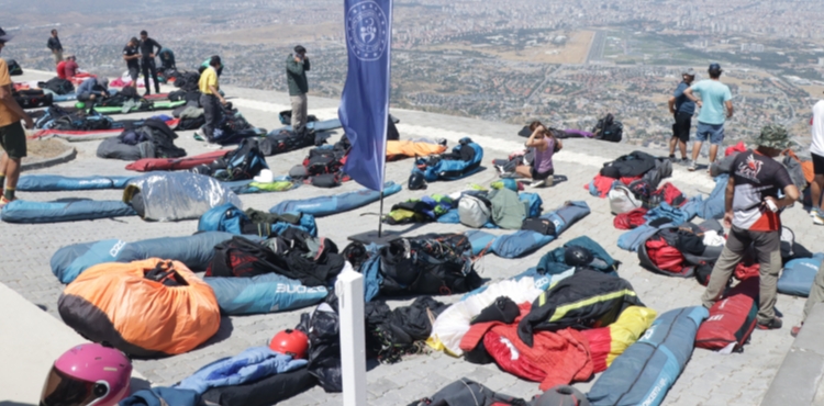 Türkiye Yamaç Paraşütü Şampiyonası Kayseri'de başladı