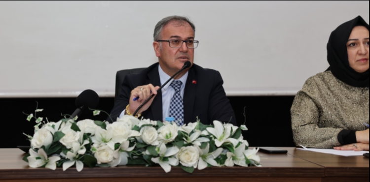 BAKAN ZDOAN: HACILARA DEER KATACAK YATIRIMLAR N KAPIMIZ AIK