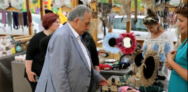 TALASTA BU PAZAR MAHARETL ELLER GN