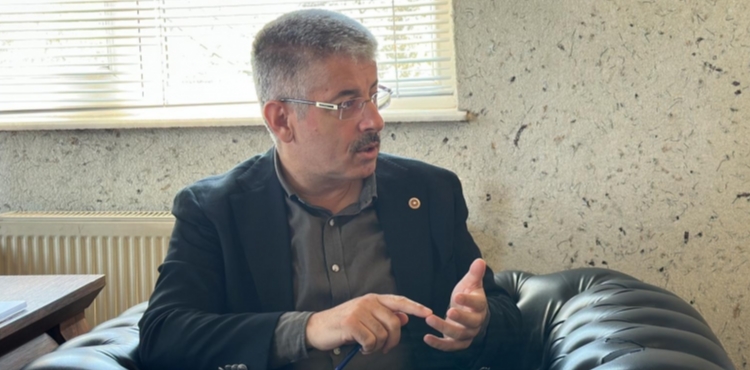 OPUROLU: LOJSTK SEKTR EKONOMNN BEL KEMDR