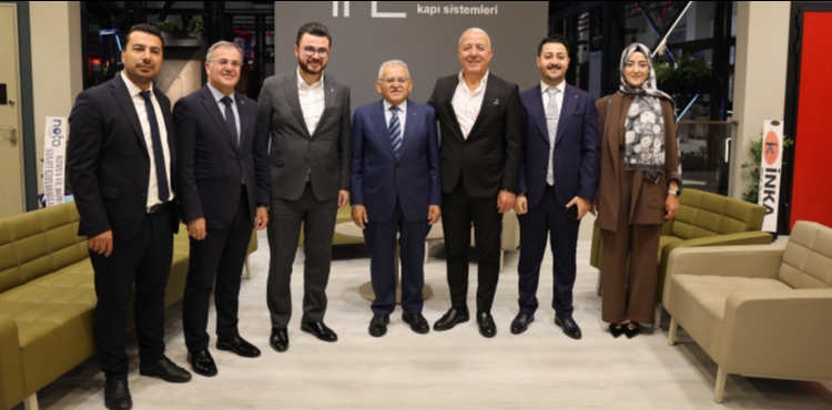 BAKAN ZDOAN, KAPEX FUARI AILIINA KATILDI
