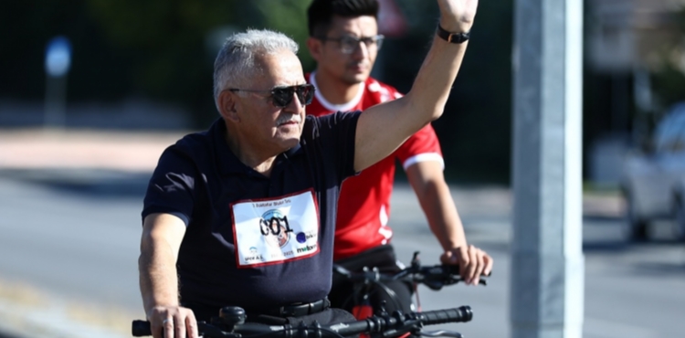 BAKAN BYKKILI, 3NC DOKTORLAR BSKLET TURUNDA PEDAL EVRD
