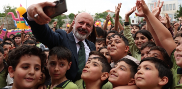“EVLATLARIMIZI MUTLU ETMEK İÇİN ÇALIŞIYORUZ”