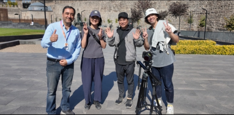 KAYSER, BYKEHRN NE IKARDII DEERLER LE JAPON TELEVZYONLARININ DA LG ODAI OLDU