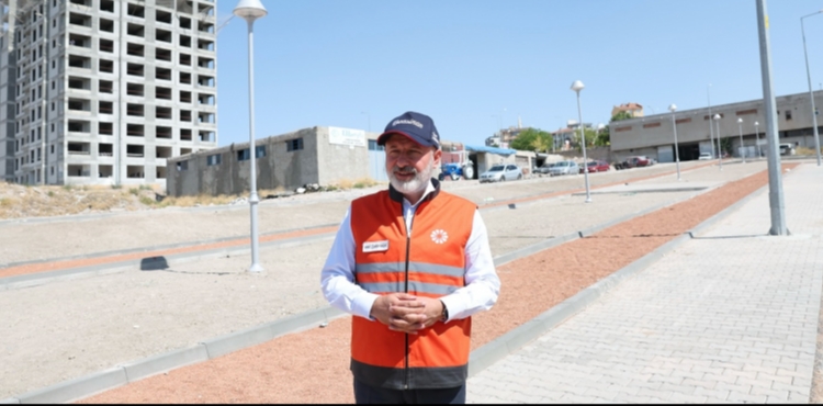 ERTURULGAZ DE YEPYEN BR EHREYE KAVUUYOR