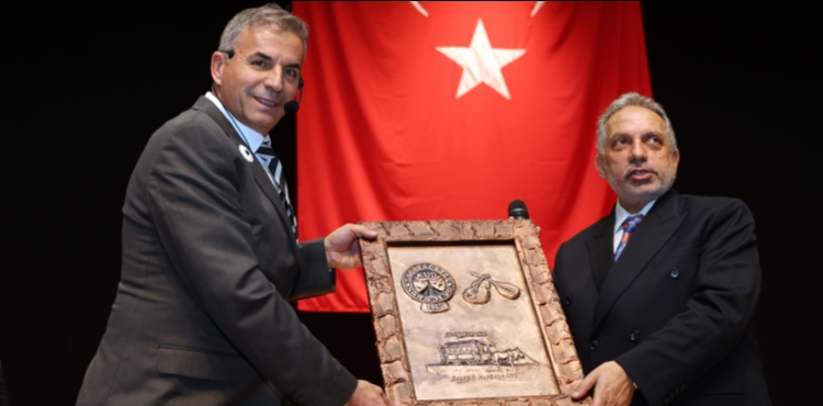 “MUSTAFA YALÇIN BAŞKANIMIZI KLONLAMAK İSTİYORUM”