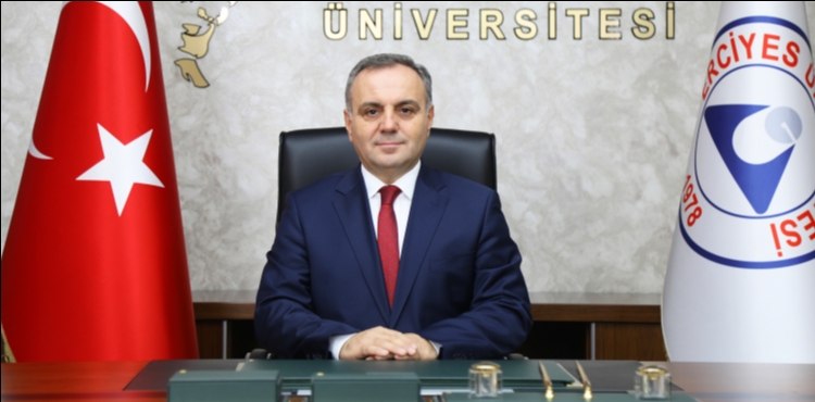 Rektör Prof. Dr. Fatih Altun'un 29 Ekim Cumhuriyet Bayramı Mesajı