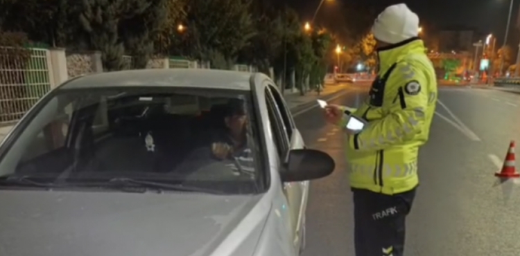 Trafik Denetimlerinde Kamu Huzurunu Bozan Aralara Ynelik Cezai lem