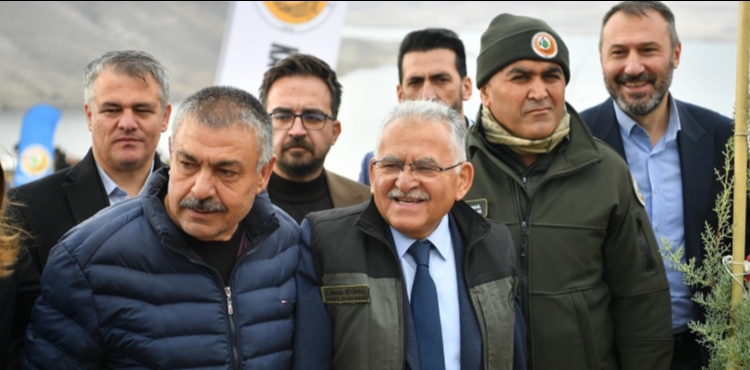 BAKAN BYKKILIǒTAN YEL VATAN SEVDASIYLA GELECEE NEFES: 35 BN FDAN DKLD