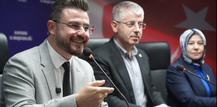 İl Başkanı Okandan: “Teşkilatımızın dinamizmi Kayseri’nin gücüdür”