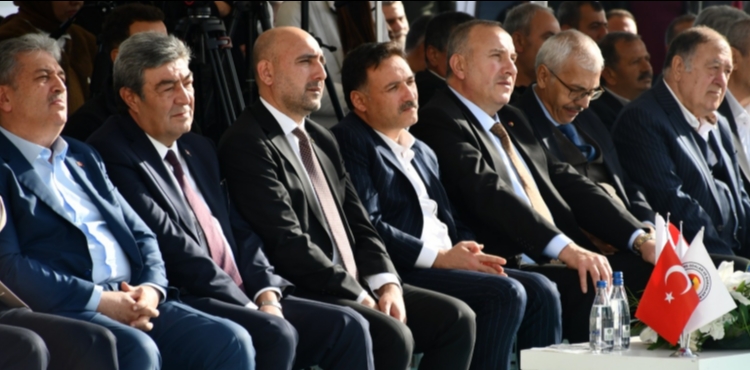 Kayseriye Yeni Bir Tarmsal G Merkezi: Hububat ve ekirdek Merkezi Ald