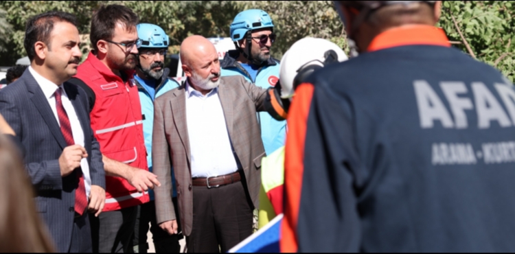 “KOCASİNAN, FARKINDALIĞIYLA DA TÜRKİYE’YE ÖRNEK OLUYOR”